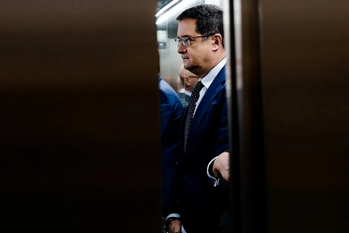 Los funcionarios amenazan con huelga en diciembre si no hay subida de salarios: 