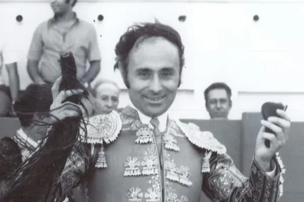 La corrida de San Pedro en Segovia se convierte en in memoriam de Manolo Lozano