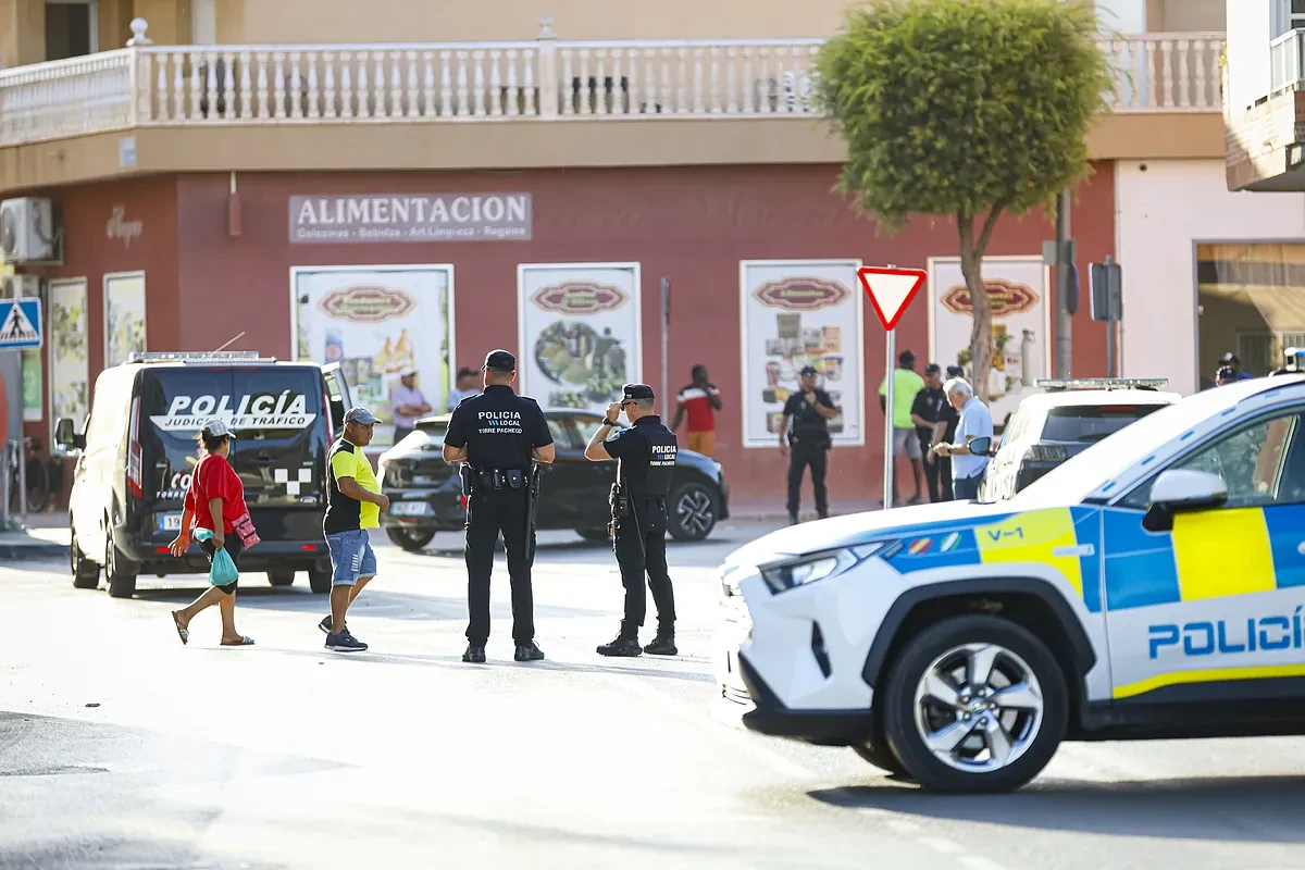 En el barrio San Antonio de Torre Pacheco, a la espera de 