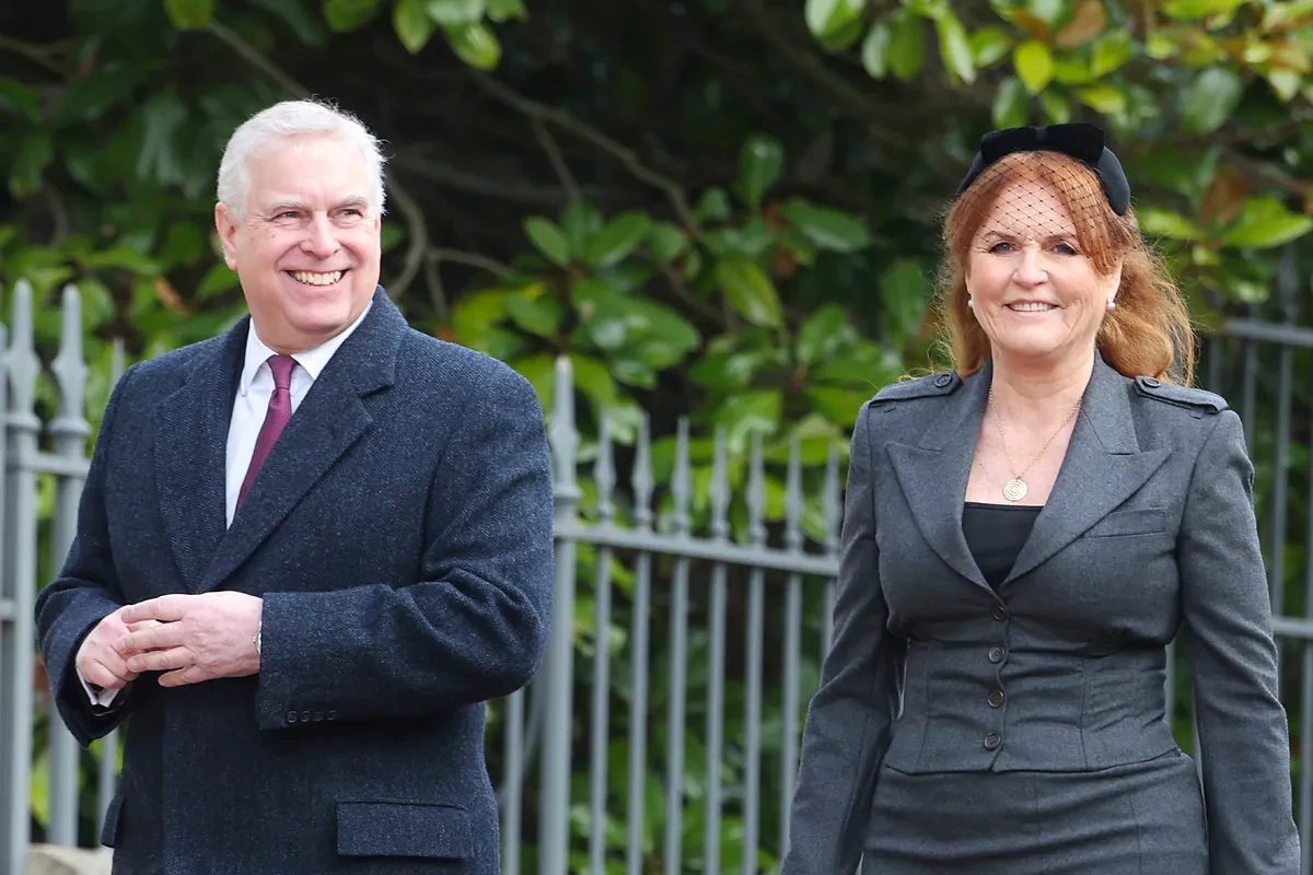 El príncipe Andrés salpica con sus problemas al resto de la familia real británica