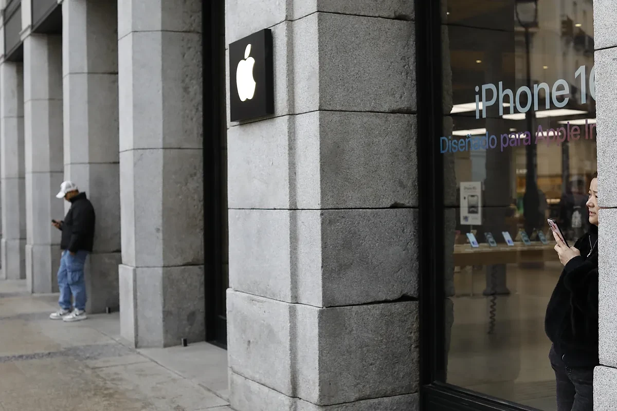 La CNMC amplía su investigación contra Apple y ahora pone el foco en la fijación de precios en la AppStore