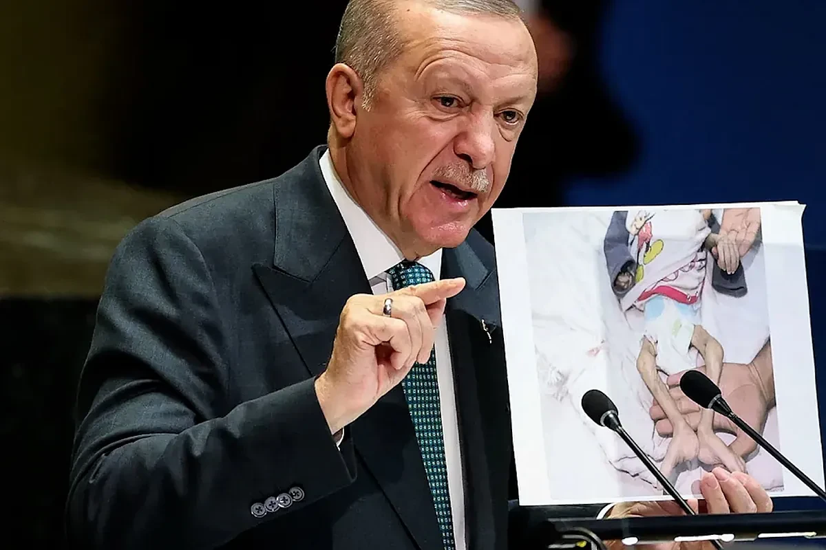 Erdogan muestra fotos de víctimas en Gaza y denuncia las matanzas de Israel: 