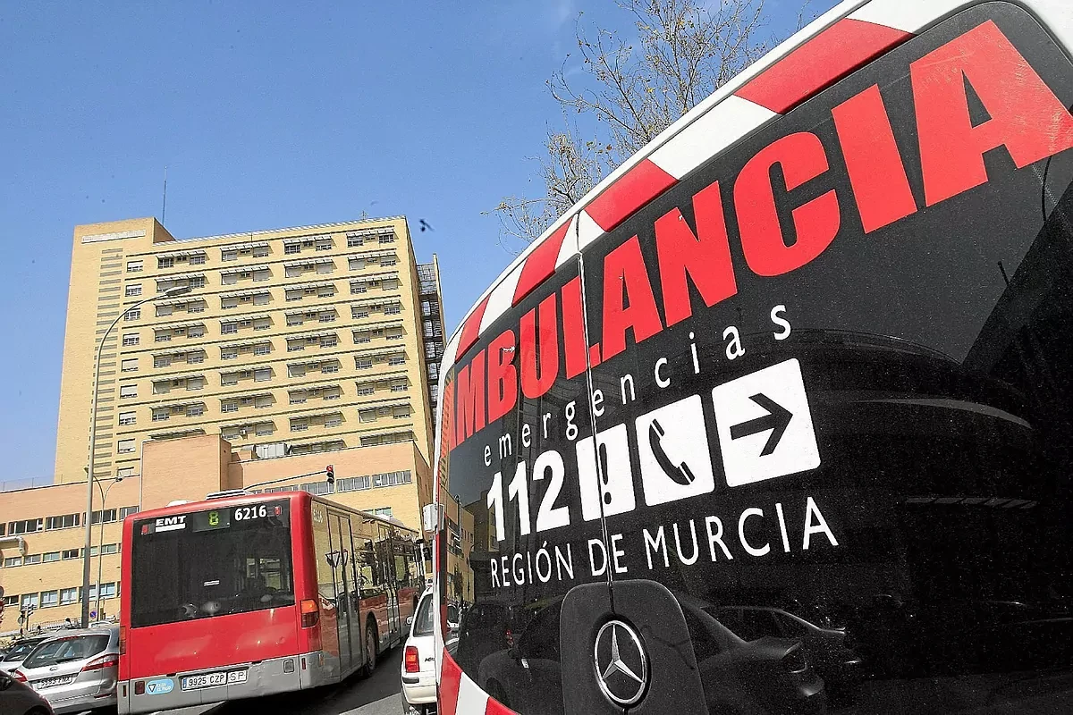 Investigan una posible intoxicación alimentaria en un hotel de San Pedro del Pinatar (Murcia) que afecta a 20 personas