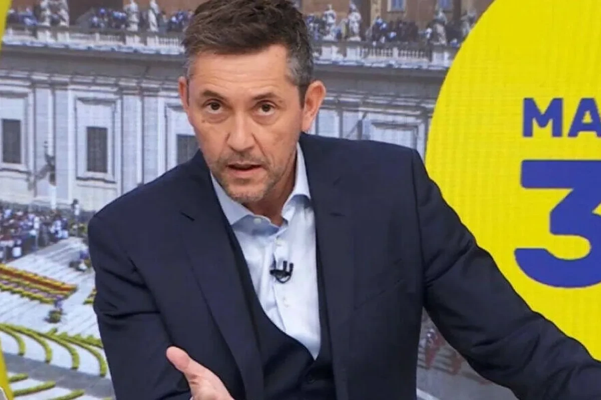 RTVE programa un especial de Mañaneros 360 con Javier Ruiz ante el Comité Federal del PSOE y el Consejo de Informativos se revuelve contra la dirección: 