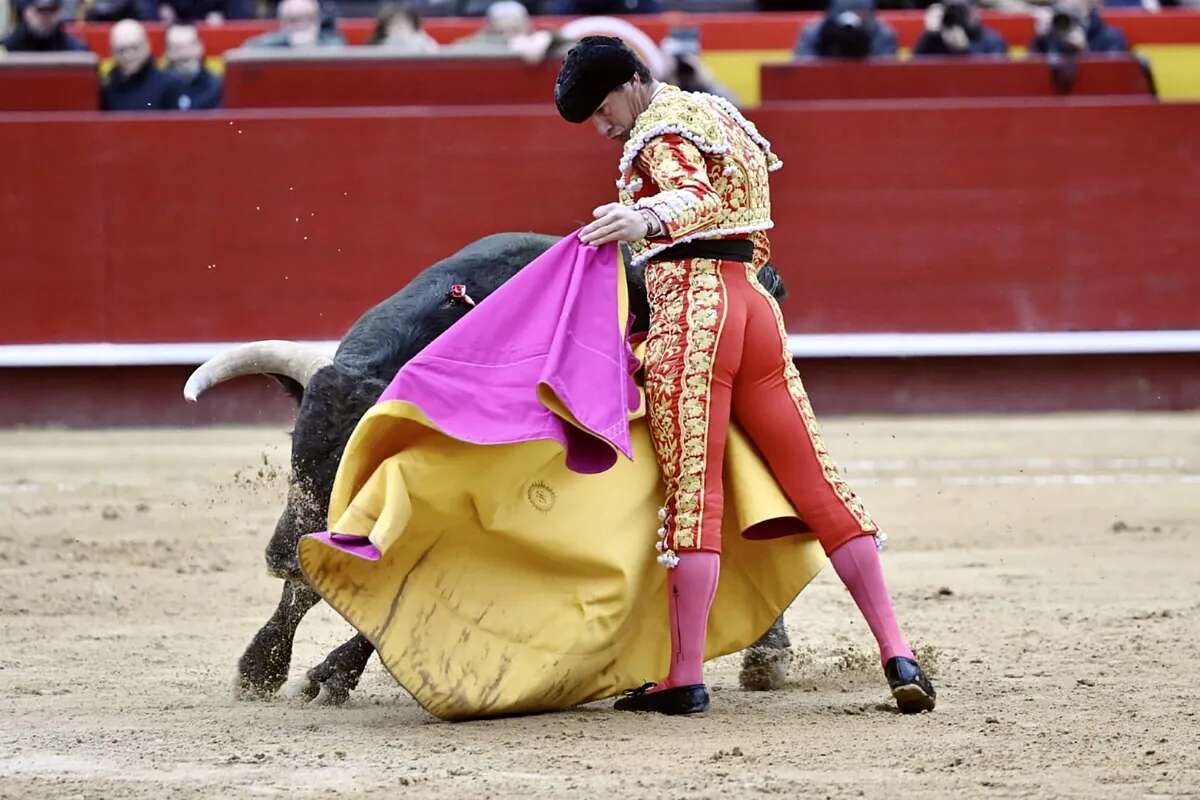 La llama del toreo de Daniel Luque en el invierno de la bravura y el misterio de un sobrero de lujo en Valencia