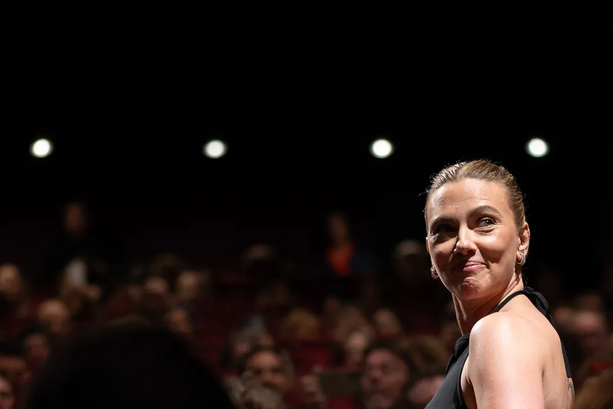 Scarlett Johansson fracasa como directora al primer intento (**)