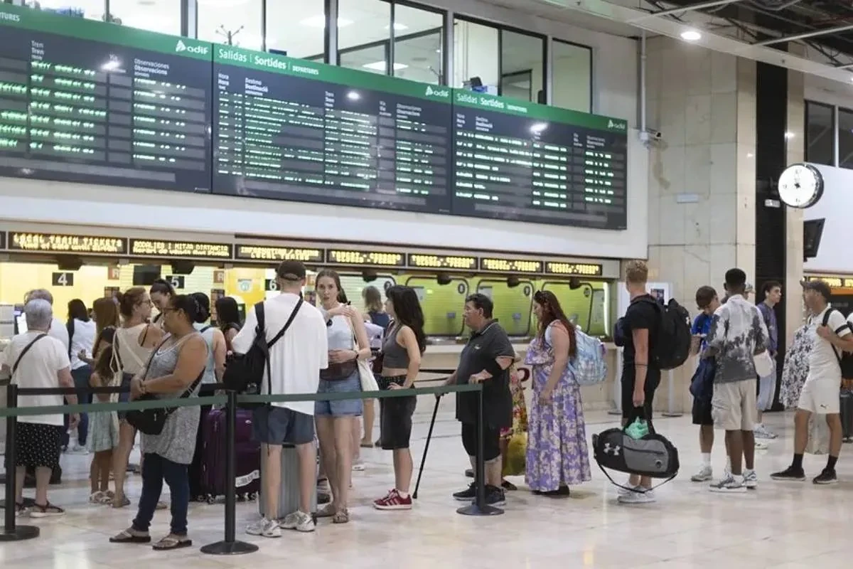 Lanzan 40.000 viajes gratuitos en tren para jóvenes de 18 años de la UE y países Erasmus+