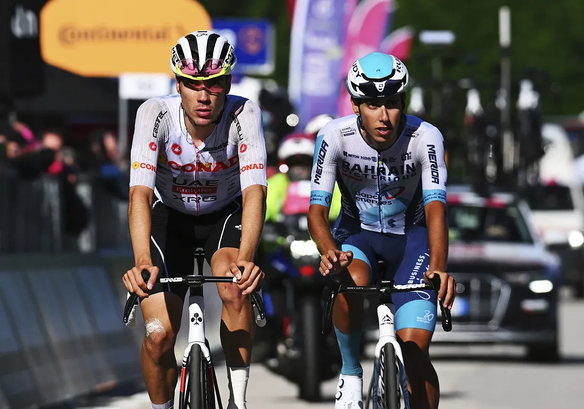 La intrahistoria de la inesperada 'pájara' que deja a Juan Ayuso sin Giro: frío, dolor de rodilla, sin 