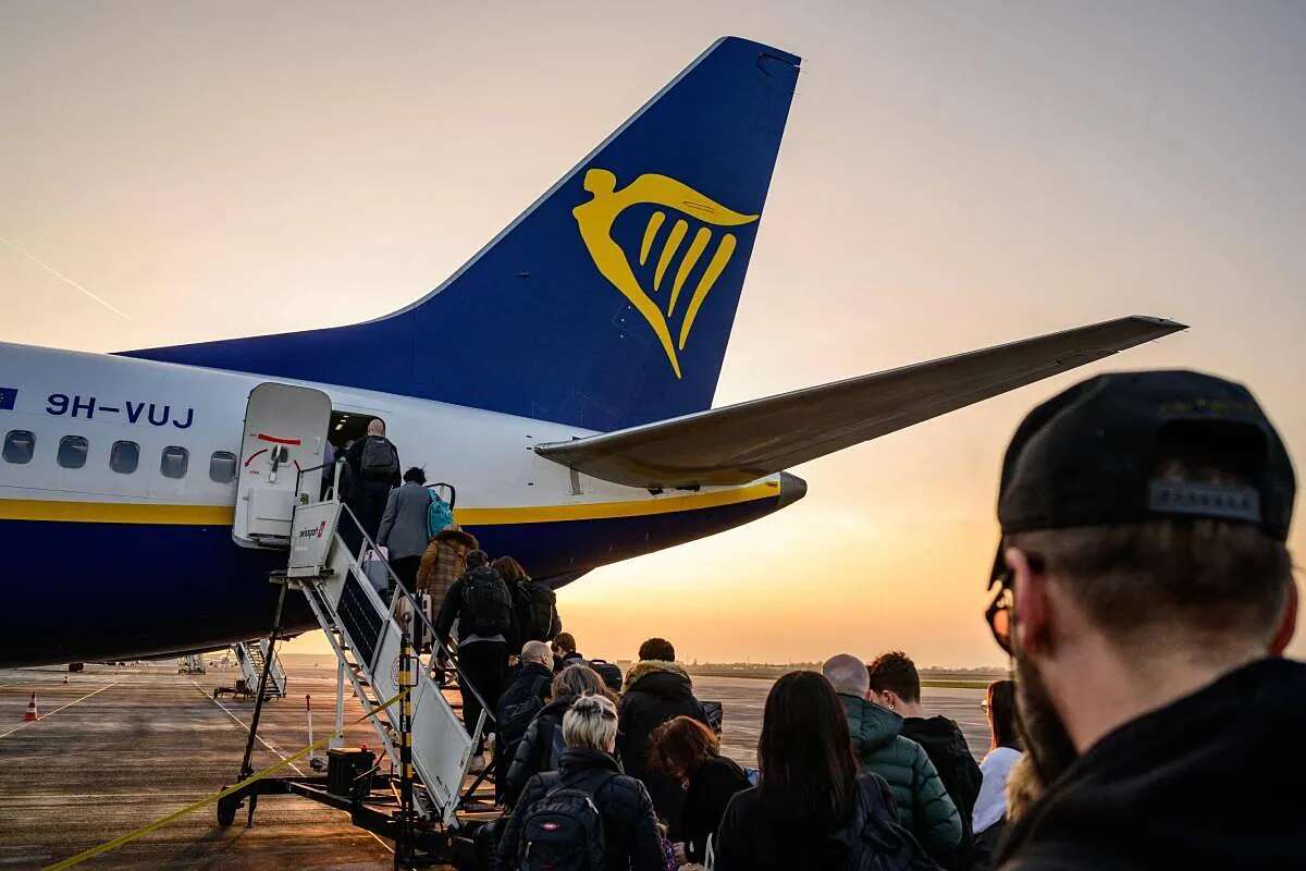 Ryanair reduce sus beneficios un 46%, se estrella en Bolsa y arrastra al resto de aerolíneas europeas