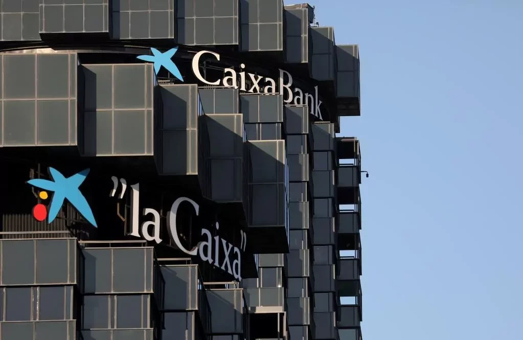 CaixaBank se garantiza al menos el 75% del nuevo 'superbanco'