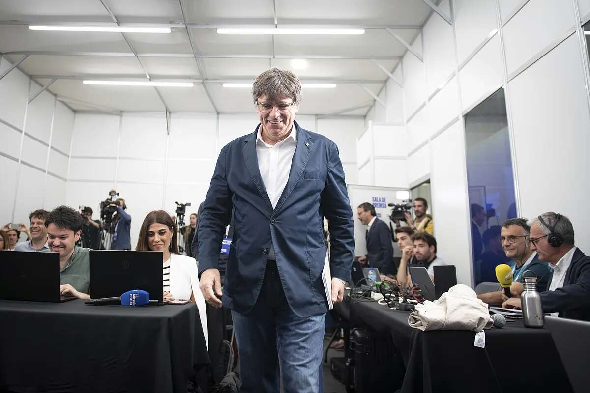 El juez de la trama rusa rechaza aplicar la amnistía a Puigdemont y pide al Supremo que le investigue por traición, malversación y organización criminal