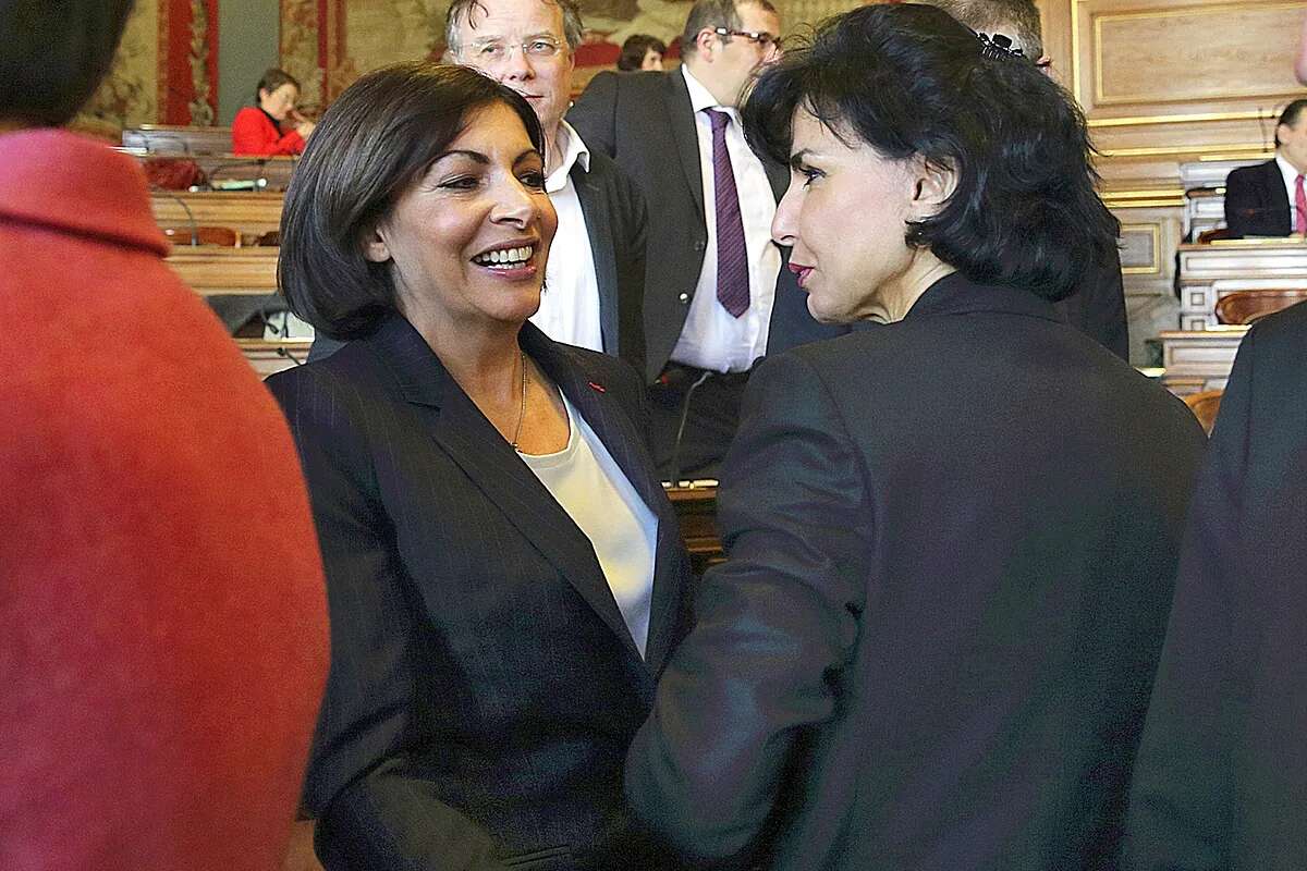 Nueva batalla entre Anne Hidalgo y Rachida Dati por la protección de la Torre Eiffel: 