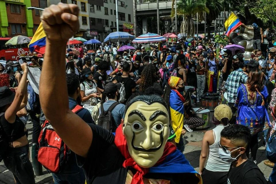 El presidente Iván Duque anuncia una reforma de la Policía tras las protestas en Colombia