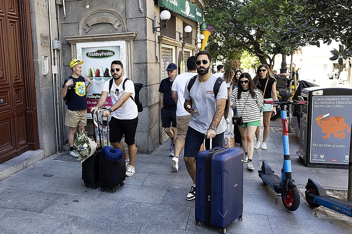 El fin de los hoteles de 3 estrellas... tal y como los conocemos hasta ahora ante el avance del lujo en la costa y las ciudades