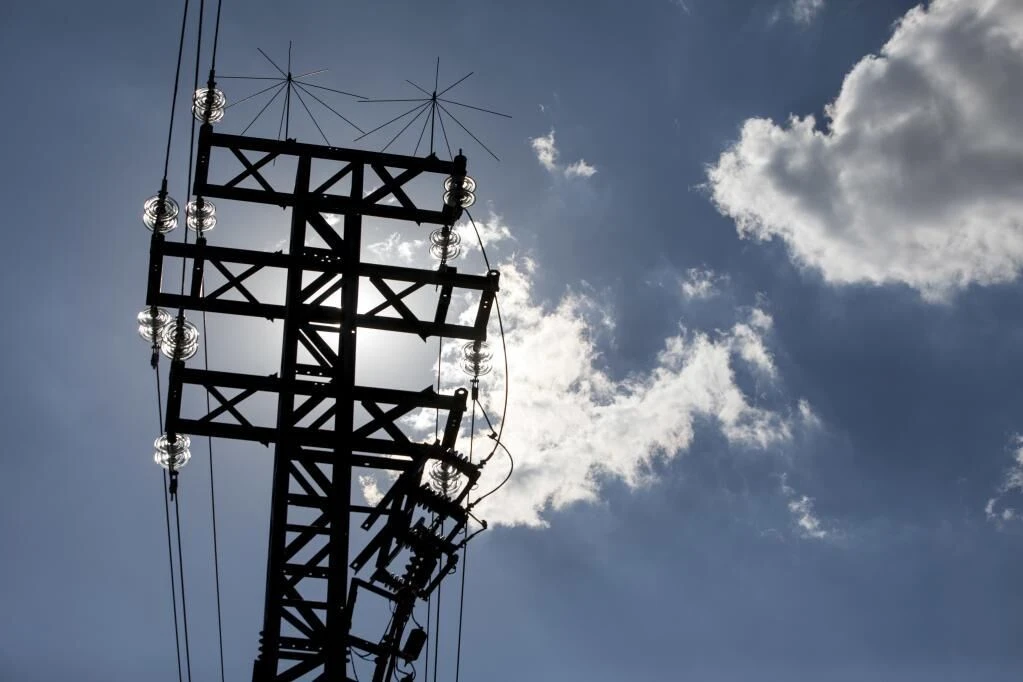 La crisis de la luz amenaza a las familias, que pagarán 140 euros más por la electricidad