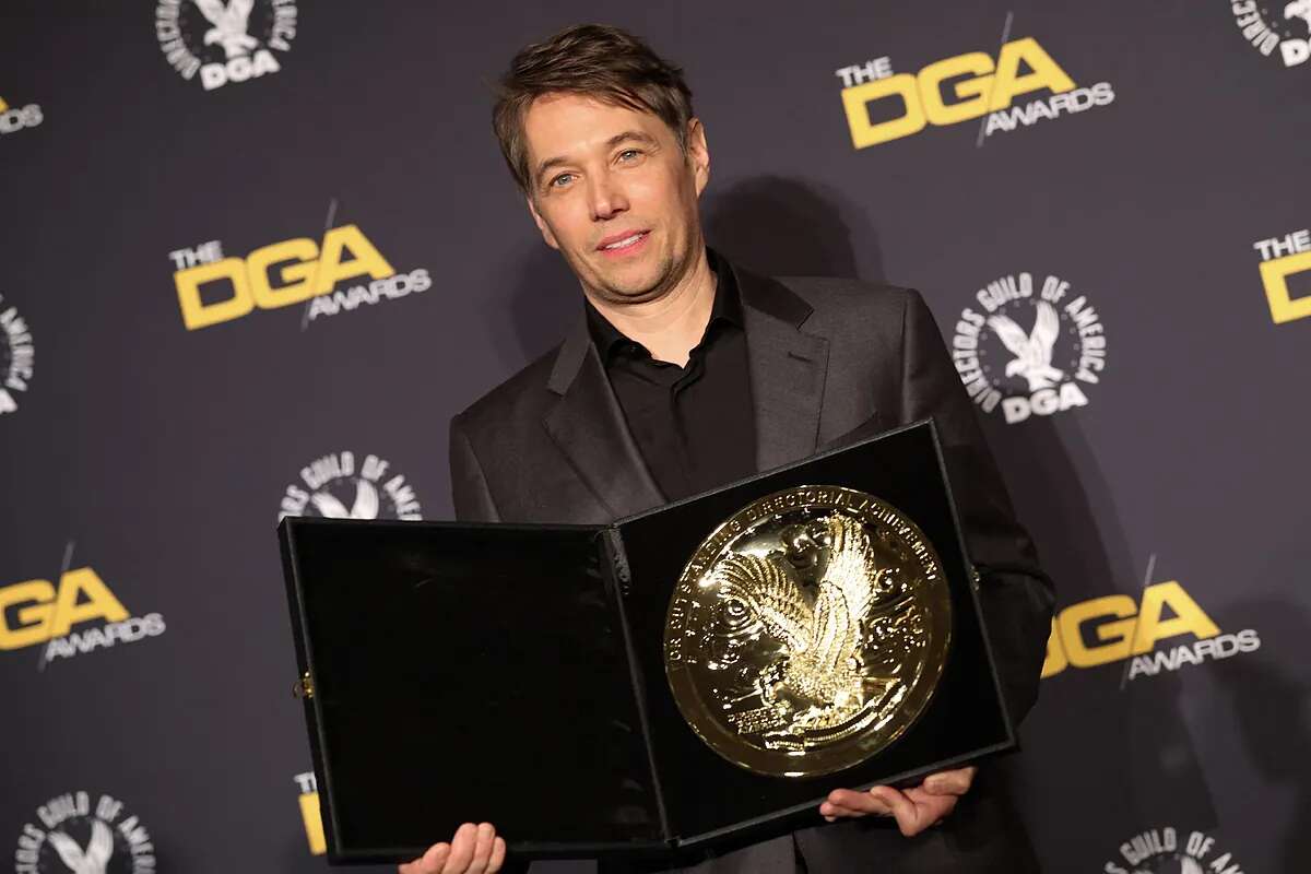 Anora y su director, Sean Baker, triunfan también en los premios de los sindicatos de directores y productores y apuntan al Oscar