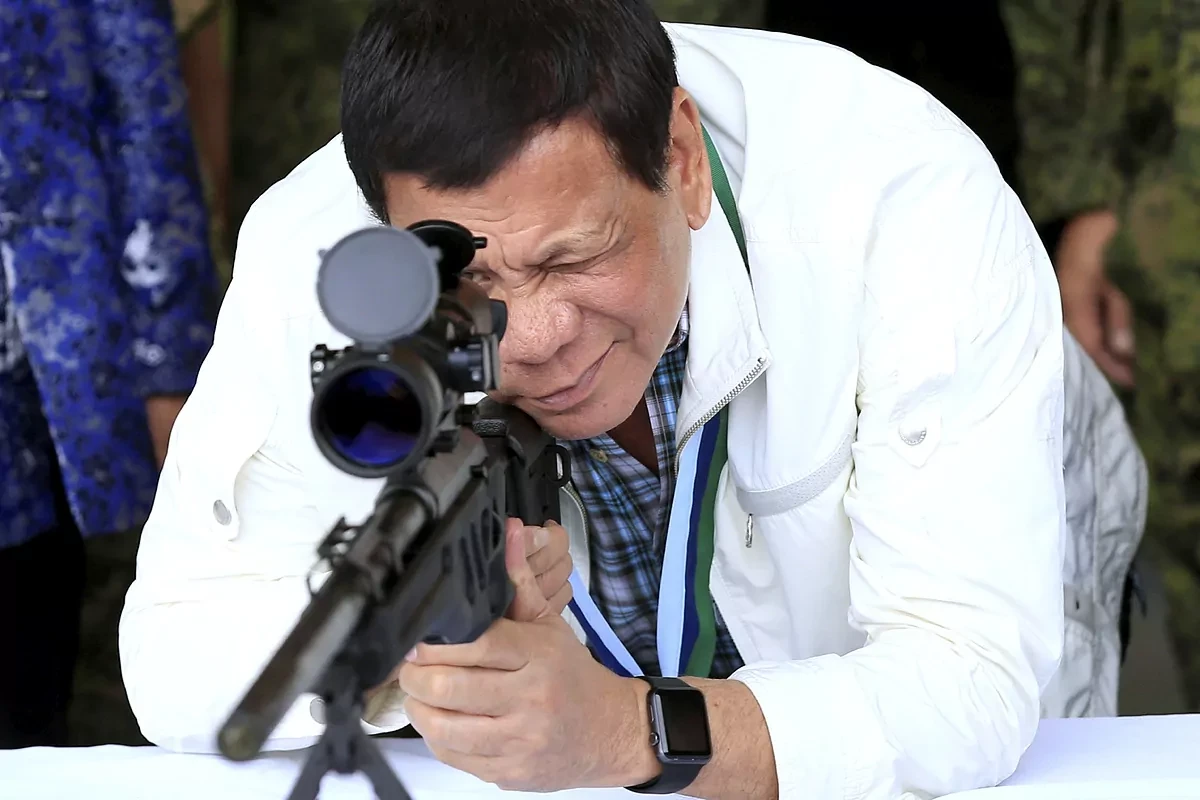 Duterte defiende su sangrienta guerra contra las drogas: 