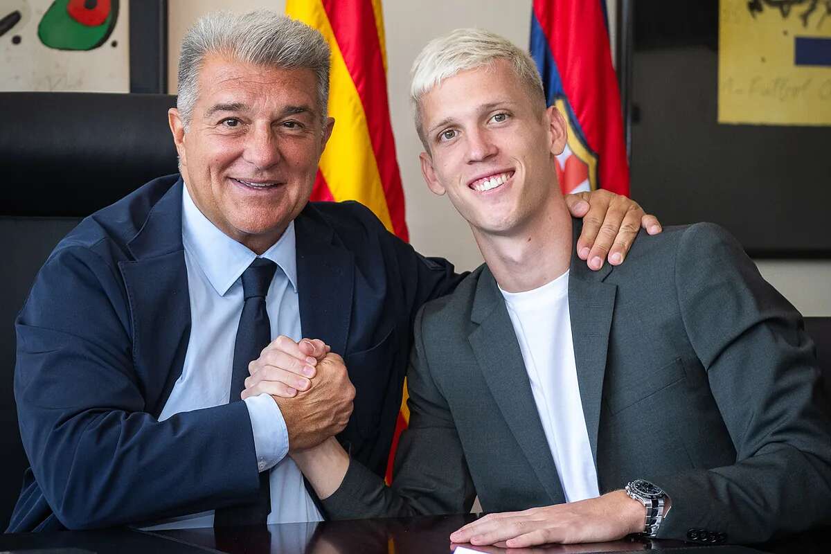 El Barça hace oficial el fichaje de Dani Olmo por seis temporadas: 