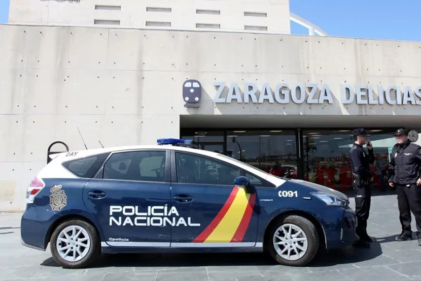 Desalojan una fiesta de intercambio sexual de parejas en un local de la estacin del AVE en Zaragoza