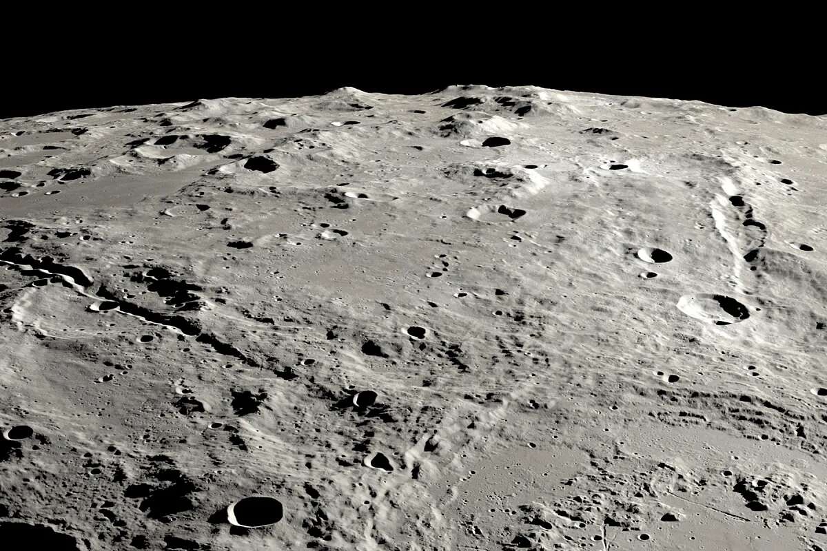 Un impacto cósmico de 130 veces todas las armas nucleares de la Tierra esculpió los grandes cañones de la Luna