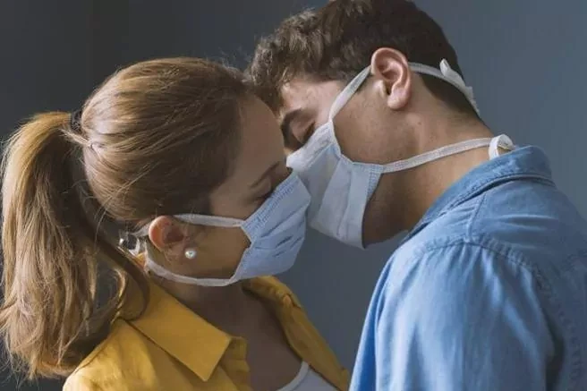 Blgica crea la figura del 'compaero de mimos': todos pueden tener uno; los solteros, dos