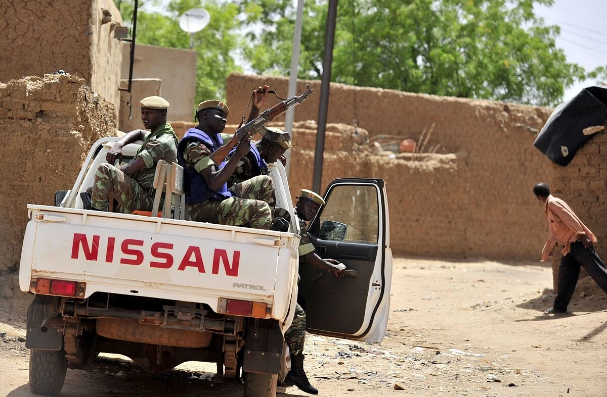 Mueren unas 100 personas en un ataque armado en el noreste de Burkina Faso