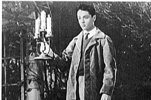 Sal Mineo: el pandillero neoyorquino reconvertido en un ídolo juvenil gracias al cine y que murió asesinado con un cuchillo de cazador