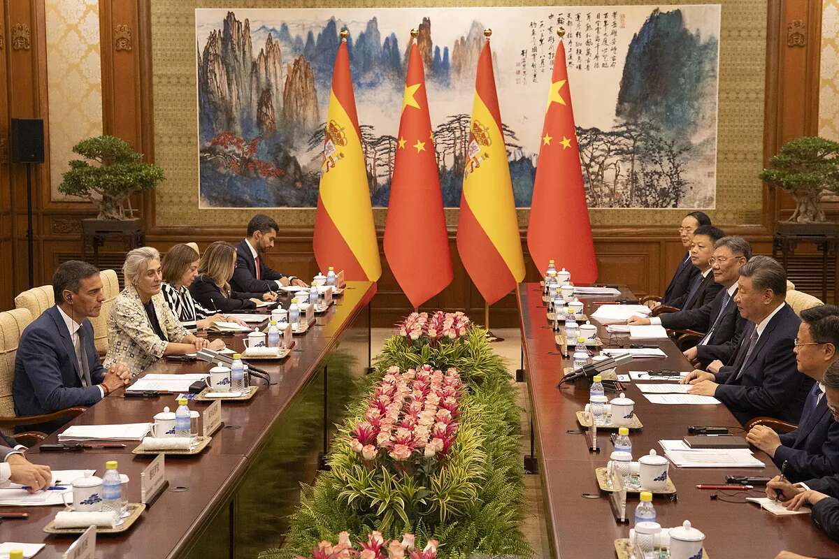 Sánchez se presenta ante Xi Jinping como interlocutor para 