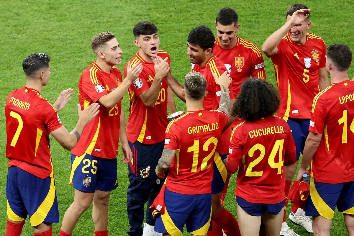 El futuro de España ya está aquí: una idea firme, una plantilla joven y un seleccionador asentado