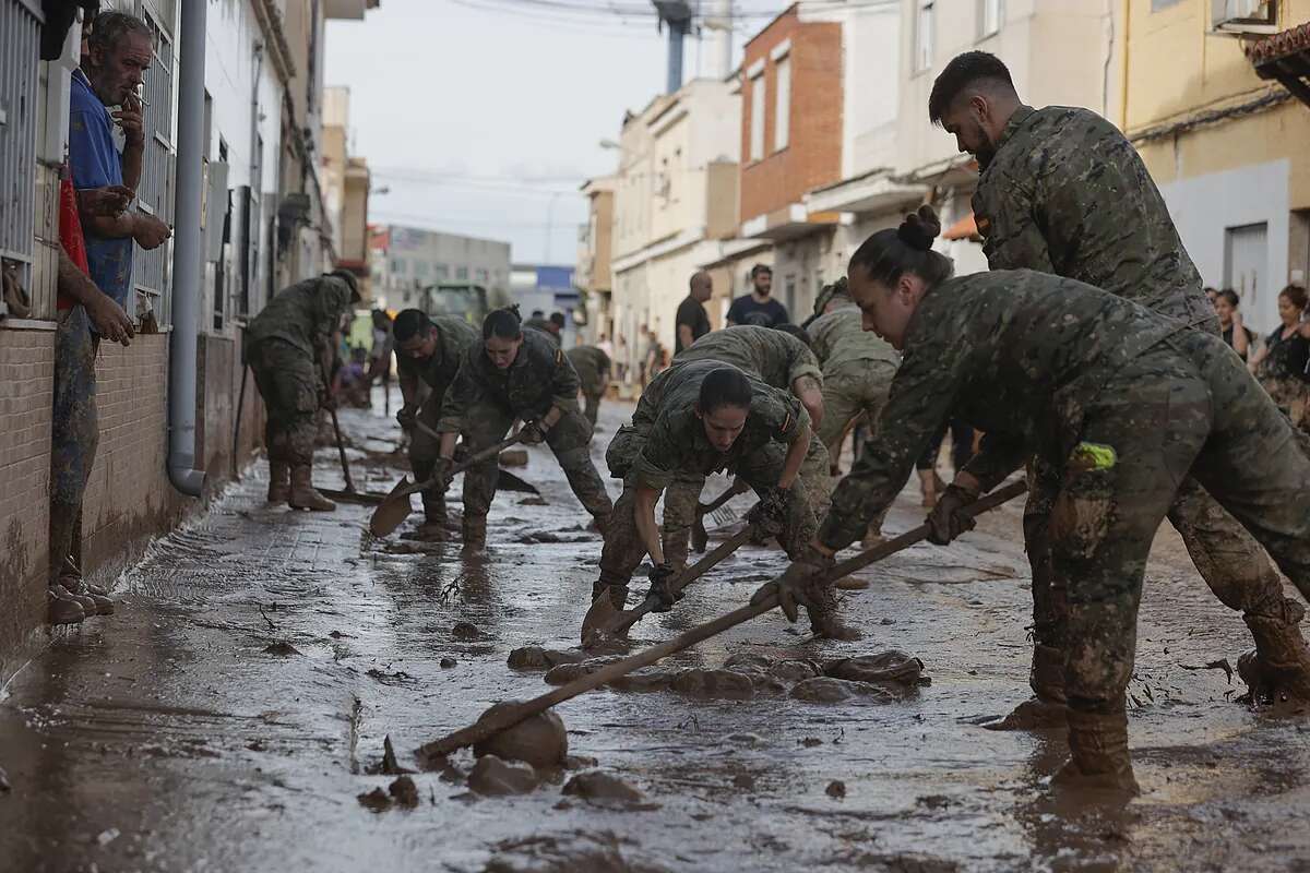 Picanya: un gran despliegue militar diluido en barro