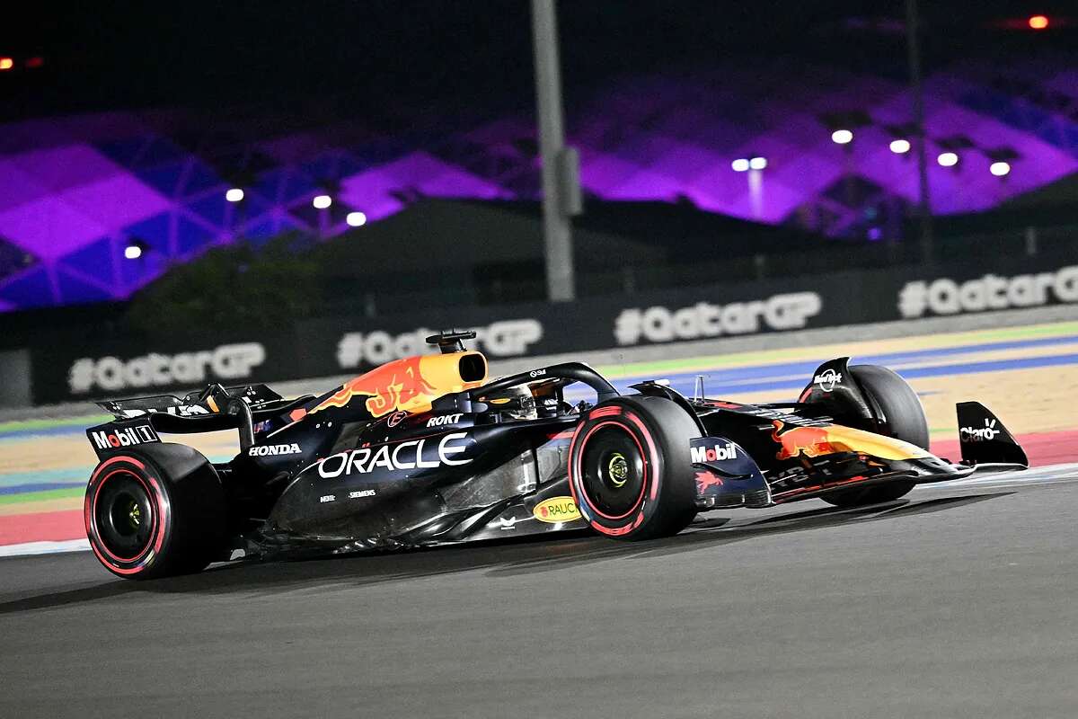 Un cambio radical para la 'pole' de Verstappen en Losail, donde Alonso vuelve al 'top-10'