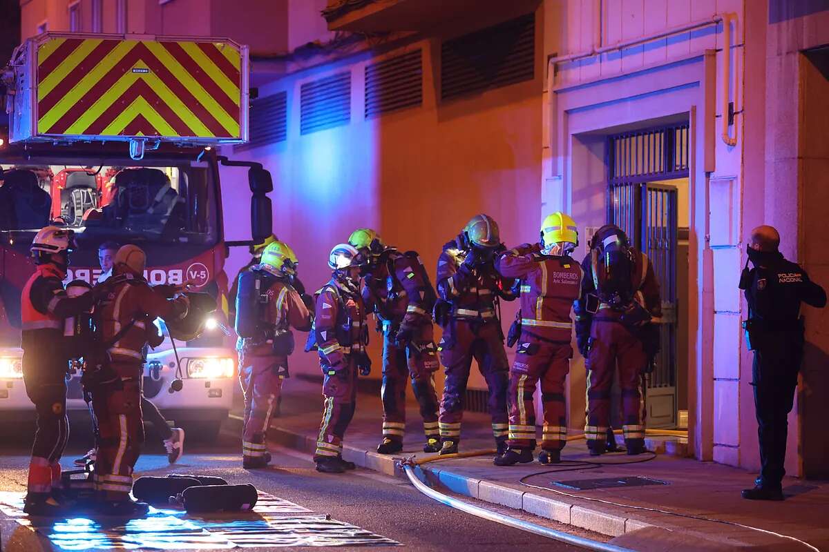 Cuánto dinero cobra un bombero en España en 2025: este es su sueldo mensual y complementos