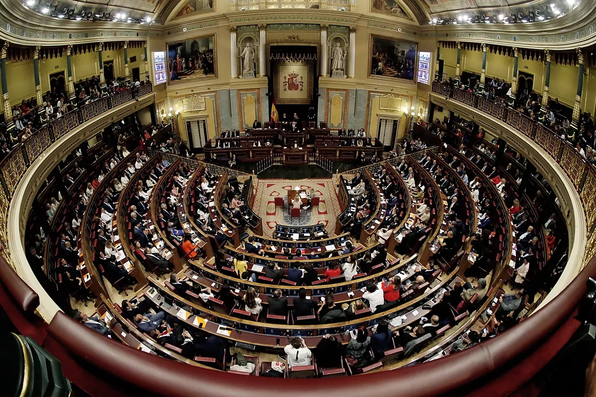 Diputados y senadores debern hacer pblicos sus contratos de los ltimos cinco aos