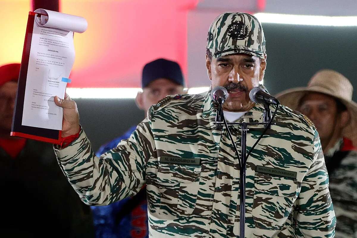 Nicolás Maduro impone un clima prebélico en Caracas en la cuenta atrás del 10-E