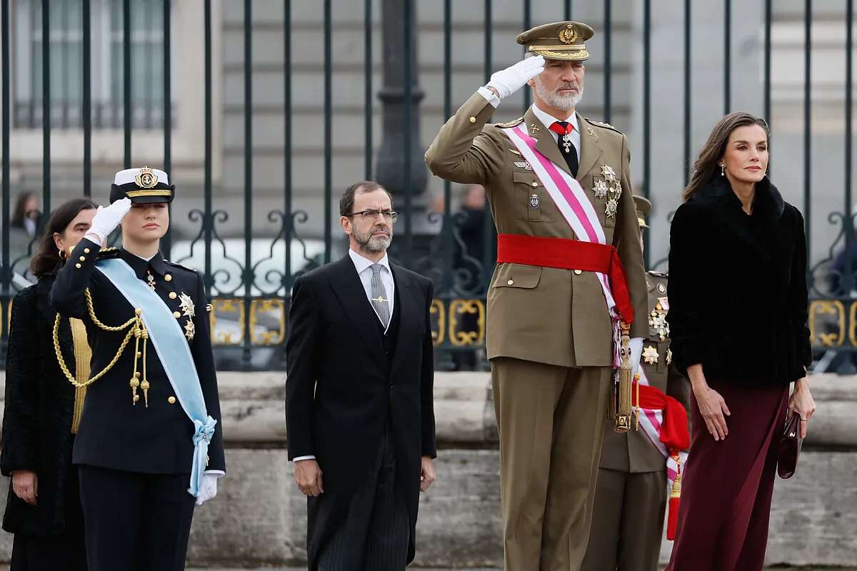 Robles hace suya la llamada del Rey a la 