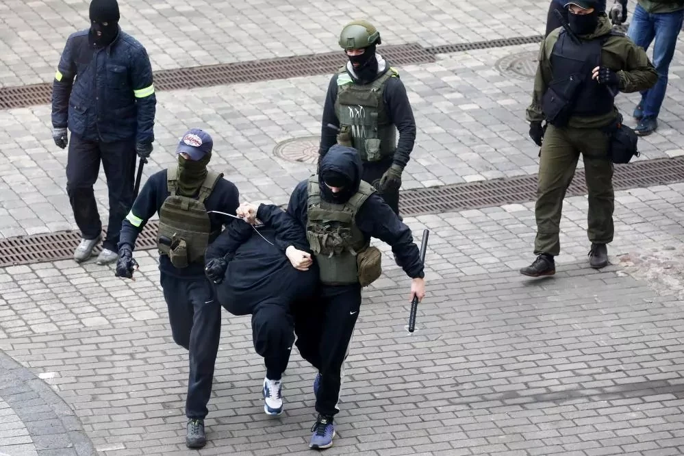 Ms de 800 detenidos en Bielorrusia en una nueva manifestacin para exigir la renuncia del presidente Alexander Lukashenko