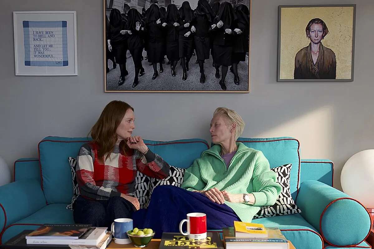 La habitación de al lado: una subyugante lección de cine en los rostros infinitos de Tilda Swinton y Julianne Moore