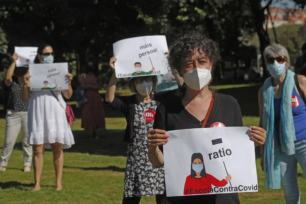 Galicia pone en marcha un 'Covid-auto' escolar para realizar PCR a la comunidad educativa