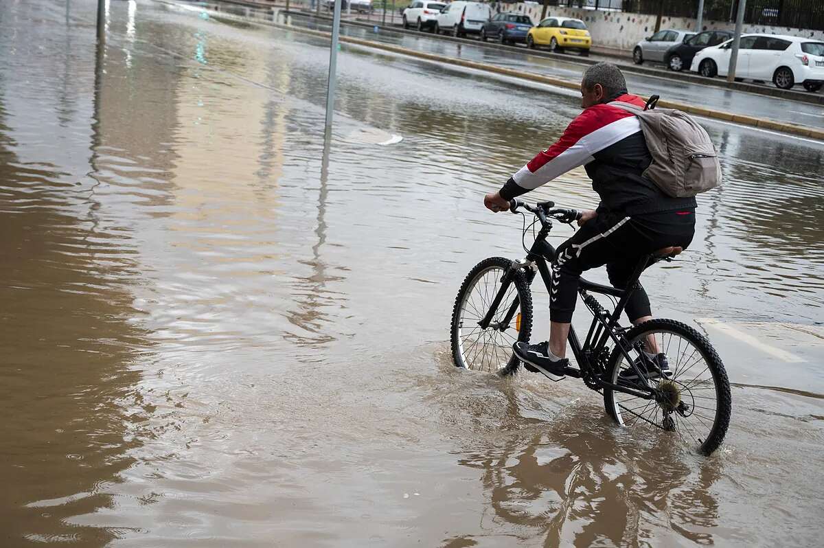 La DANA irá debilitándose el fin de semana pero complicará el tiempo durante todo el puente