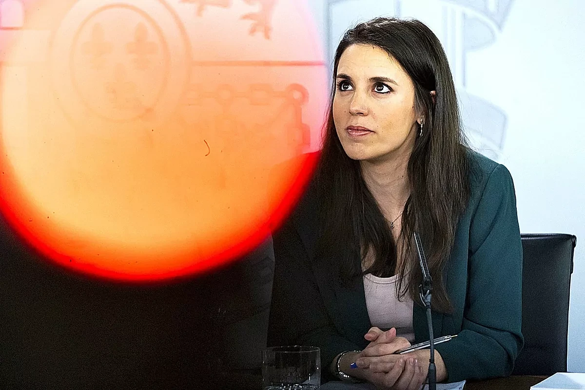 Montero avanza una 'Ley Trans' que reconoce la autodeterminacin de gnero y permite cambiar de sexo en el DNI sin informe mdico ni hormonas