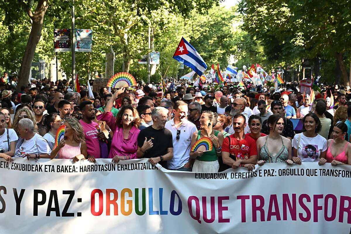 El PSOE usa la manifestación del Orgullo como arma arrojadiza contra el PP: 