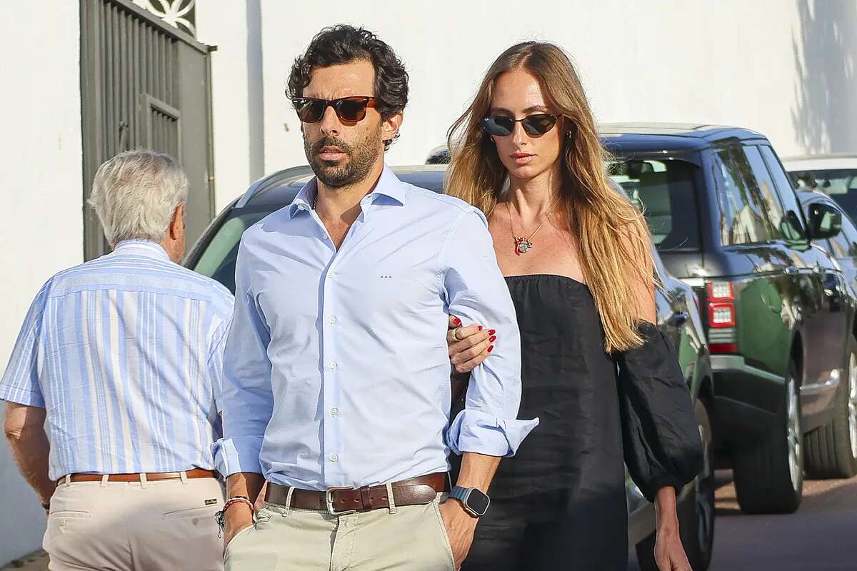 De la novia mexicana a la lista de regalos: cuenta atrás para la boda del benjamín de los Aznar con Renata Collado