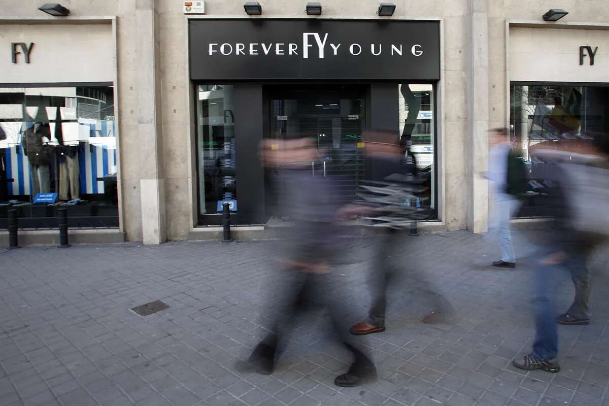 Forever Young/Milano: la tienda de los trajes que sí pagó Camps