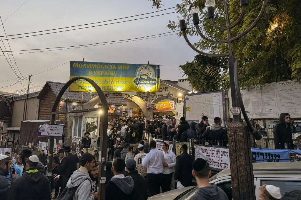 Miles de judíos celebran Rosh Hashaná en Ucrania, atrapados entre dos guerras