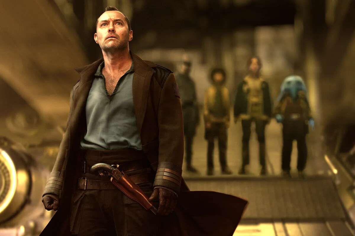 Jude Law viaja a su infancia para adentrarse en el universo Star Wars: 