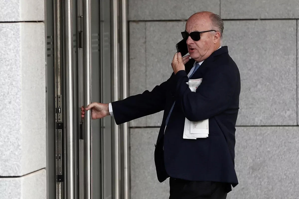Imputado un ex senador del PSOE por el espionaje de Villarejo a un constructor