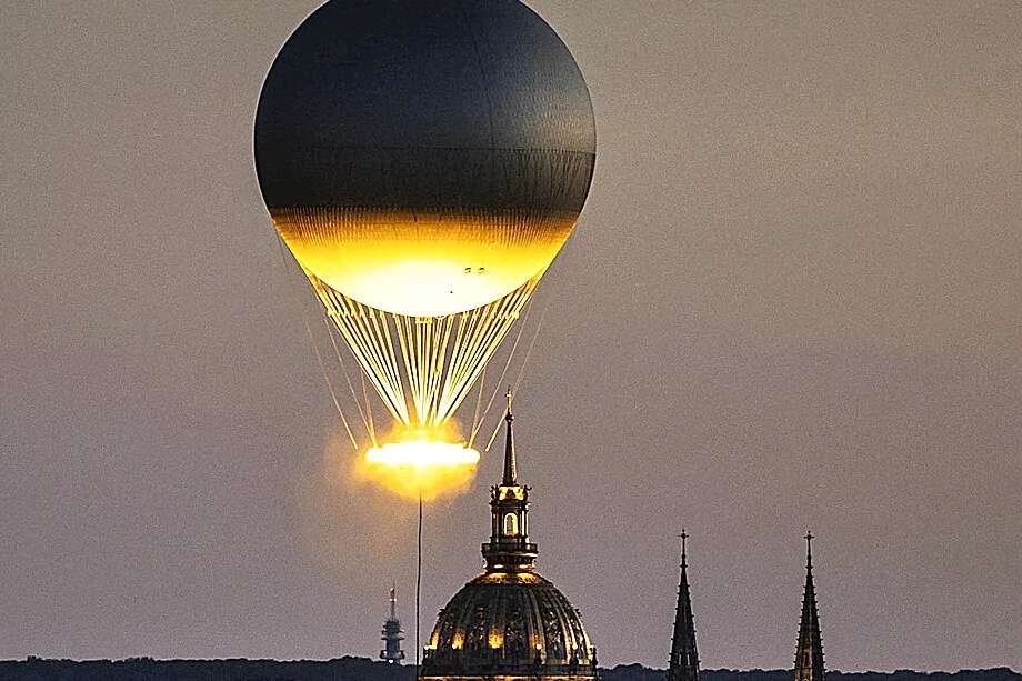 ¿Un pebetero eterno? París quiere perpetuar el globo para que forme parte de la herencia olímpica