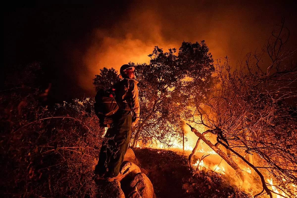 Trump, en California: las razones de la ola imparable de incendios y su politizacin