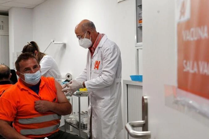 Sanidad notifica este martes 73 muertos por coronavirus y 3.504 nuevos contagios