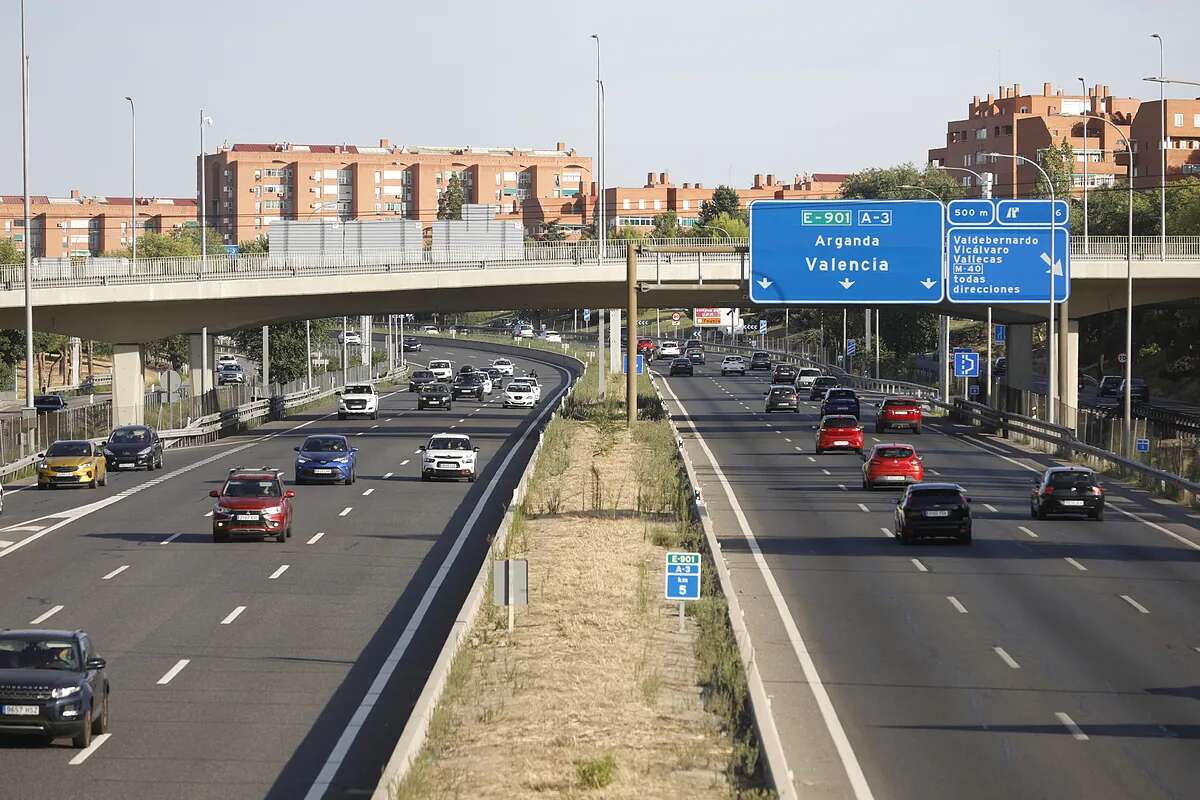 España, muy lejos de sus objetivos de descarbonización y con apenas un 18% de sus rutas más rápidas en tren que en coche